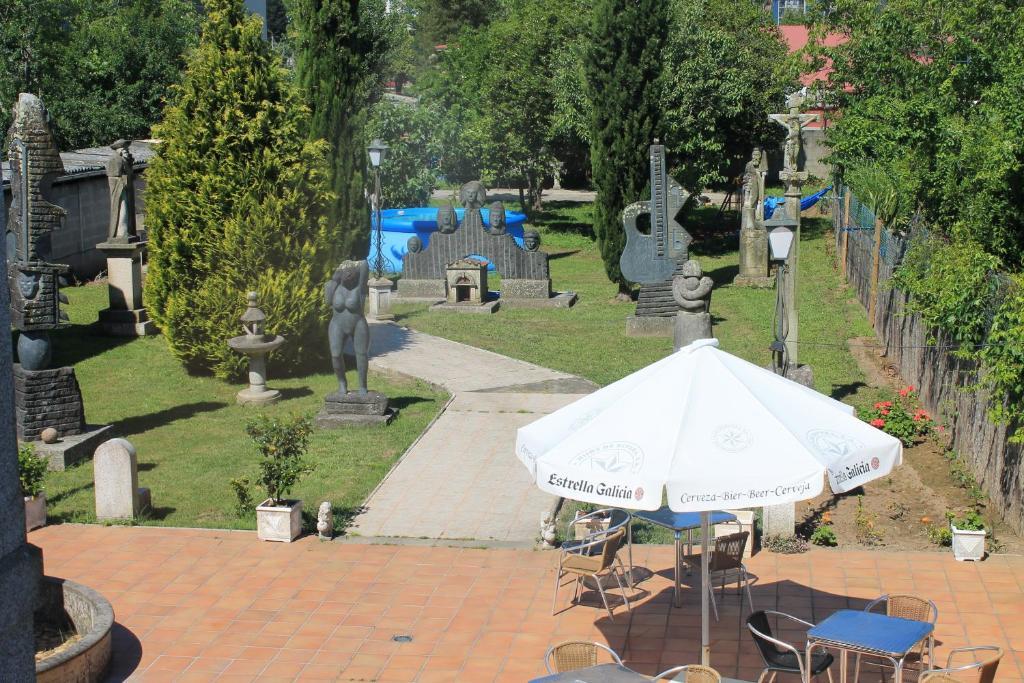 Albergue Villa San Clemente Tui Bagian luar foto