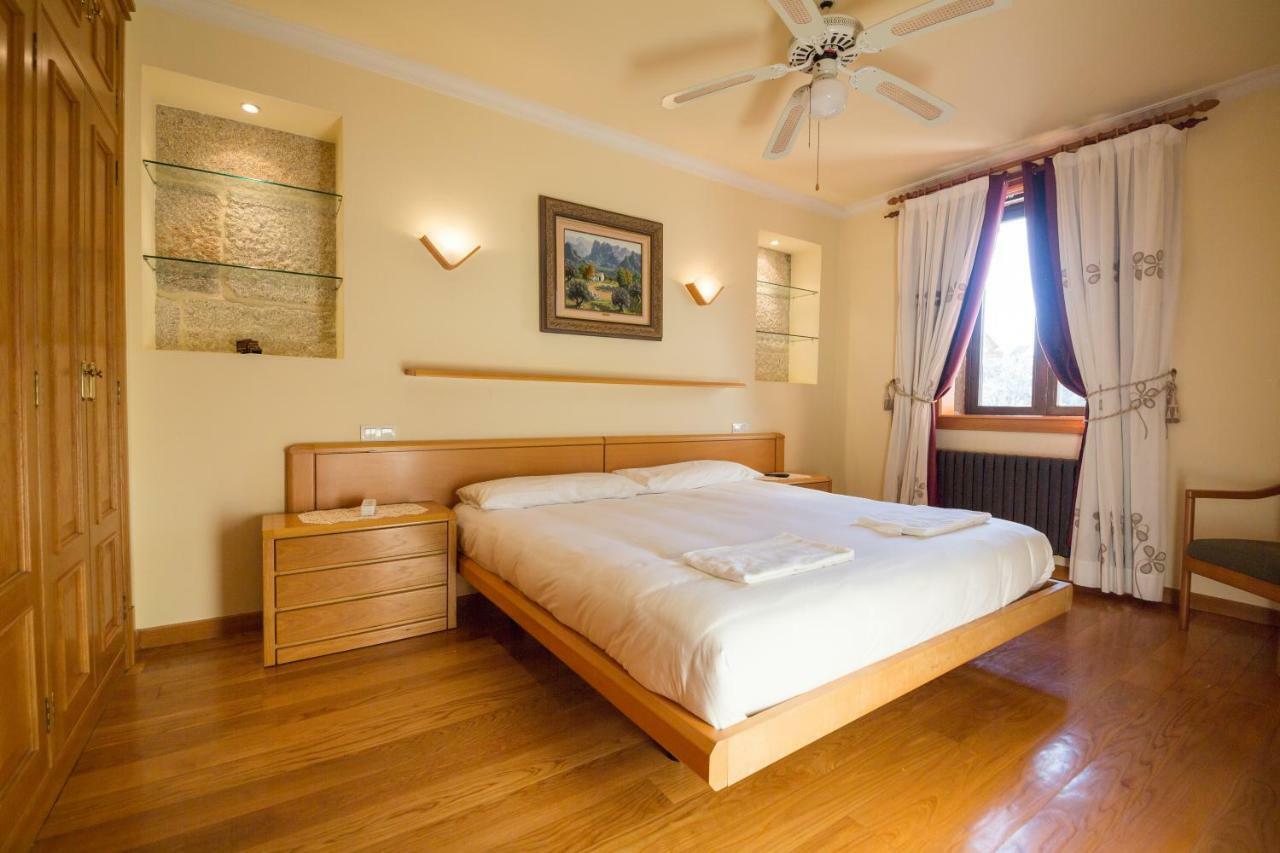 Albergue Villa San Clemente Tui Bagian luar foto